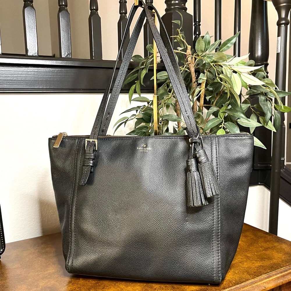 Kate Spade New York Orchard Street Maya Leather Shoulder Tote in Black, Large